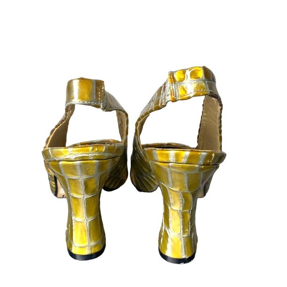 Vintage 90s Caressa Metallic Yellow Crocodile Skin Square Toe Slingback Heels 6 - Picture 3 of 11
